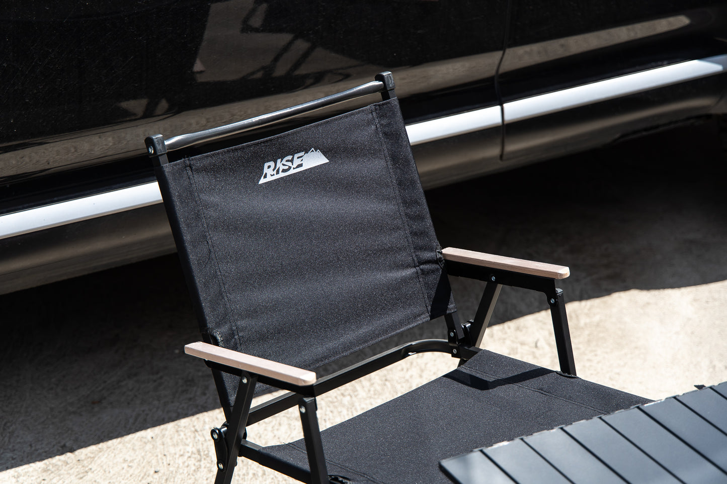 Chaise de camping pliante RISE - Noire